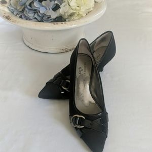 AK black and patent leather shoes